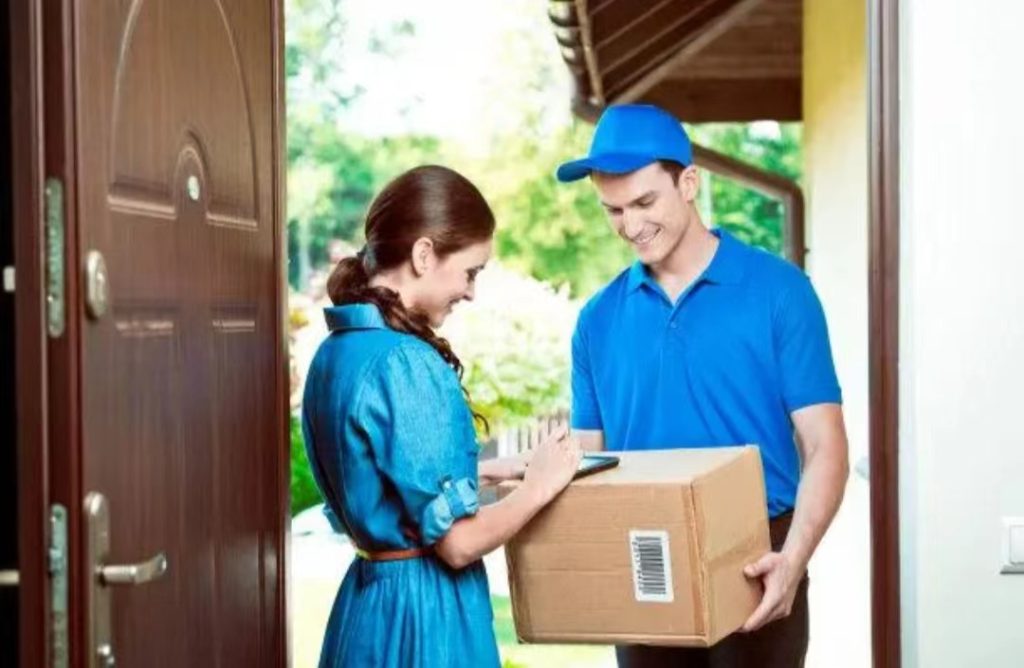 door to door by air freight plastic key case from can to dxb
